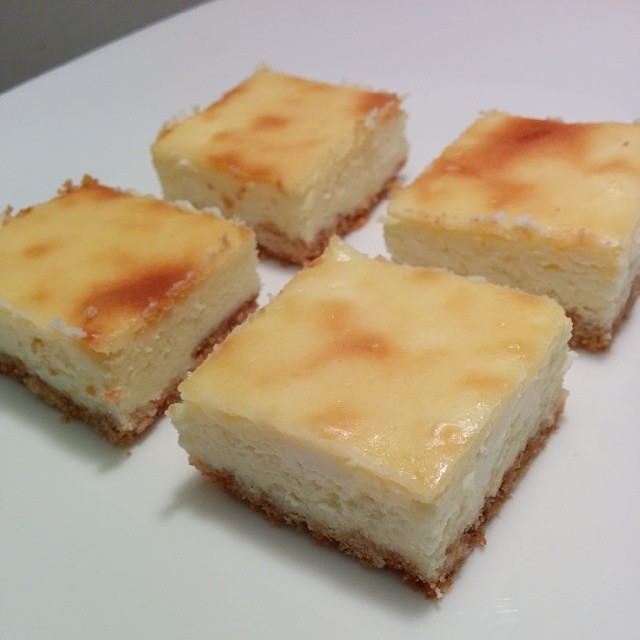 Cheesecake Squares